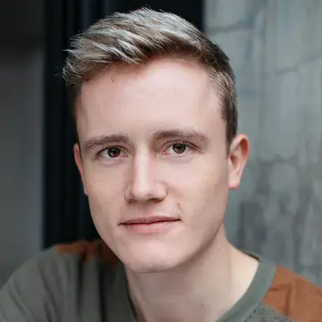 Portraitfoto des Schauspielers Fabian Jaray, IAF Absolvent 2019