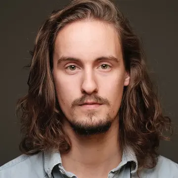 Portraitfoto des Schauspielers Daniel Bohrer, IAF Absolvent 2017