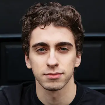 Portraitfoto des Schauspielers Roberto Capasso, IAF Absolvent 2022