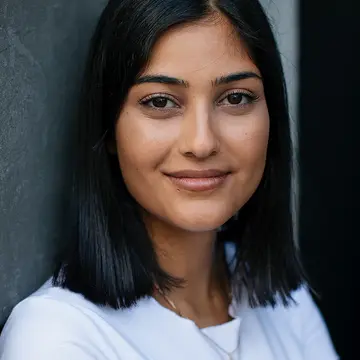 Portraitfoto des Schauspielers Sogol Faghani, IAF Absolvent 2020