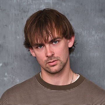 Portraitfoto des Schauspielers Ole Thomsen, IAF Absolvent 2026