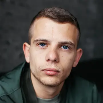 Portraitfoto des Schauspielers Nico Schulz, IAF Absolvent 2018