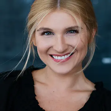 Portraitfoto der Schauspielerin Ekaterina Levi, IAF Absolventin 2018
