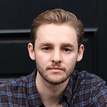 Portraitfoto des Schauspielers Samuel Urban, IAF Absolvent 2023